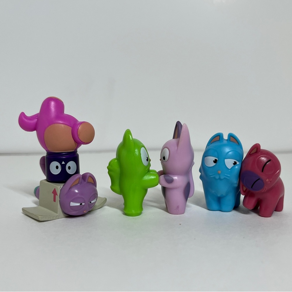 Lost Kitties Mini Figures Kit-Twins Smoosh & Moosh Viktor J. Roly Mitts Gloves